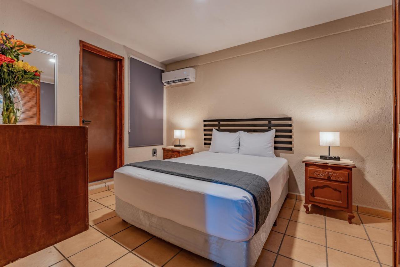 Hotel Brisas 5A Av, Плайя-дель-Кармен Екстер'єр фото