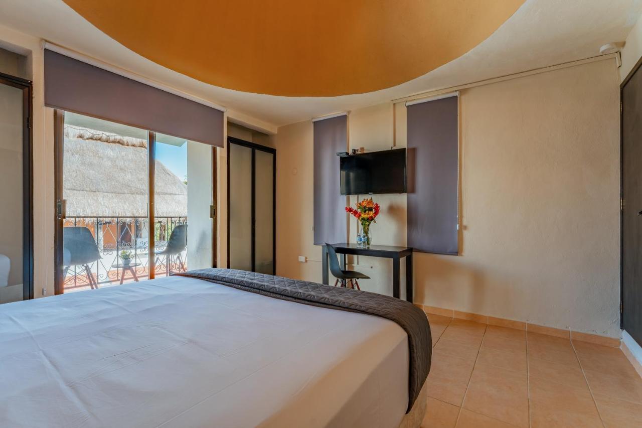 Hotel Brisas 5A Av, Плайя-дель-Кармен Екстер'єр фото